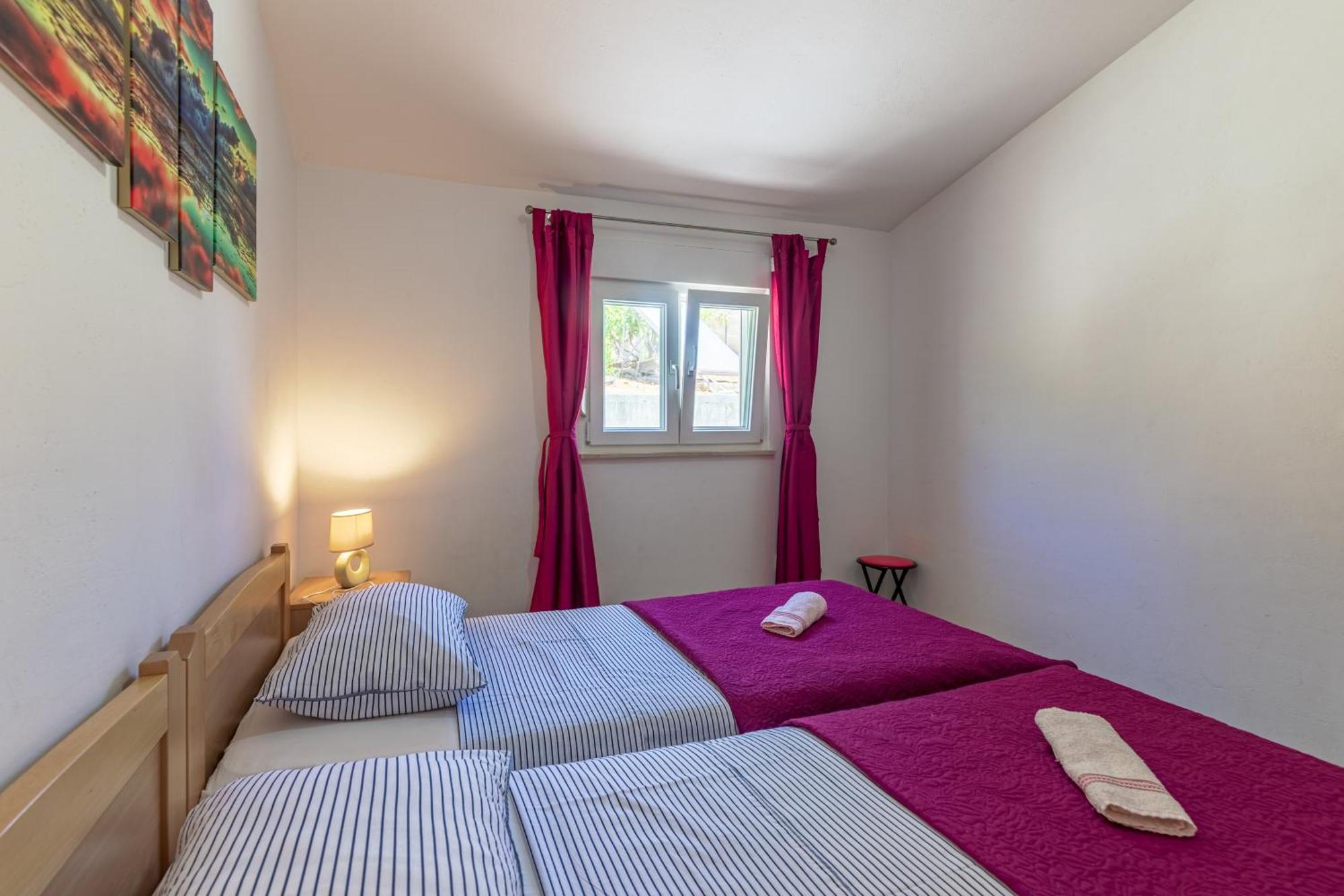 Seaside Secluded Apartments Cove Torac, Hvar - 575 Gdinj الغرفة الصورة