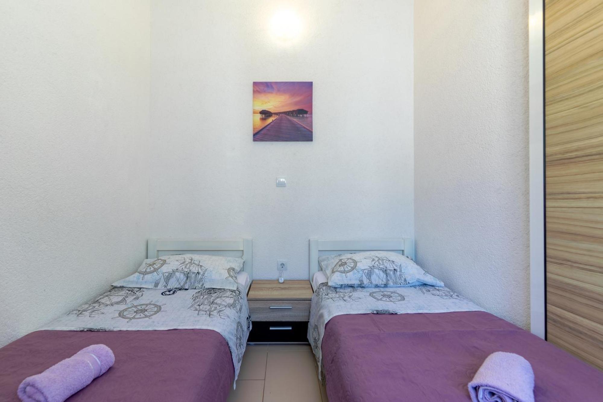Seaside Secluded Apartments Cove Torac, Hvar - 575 Gdinj الغرفة الصورة